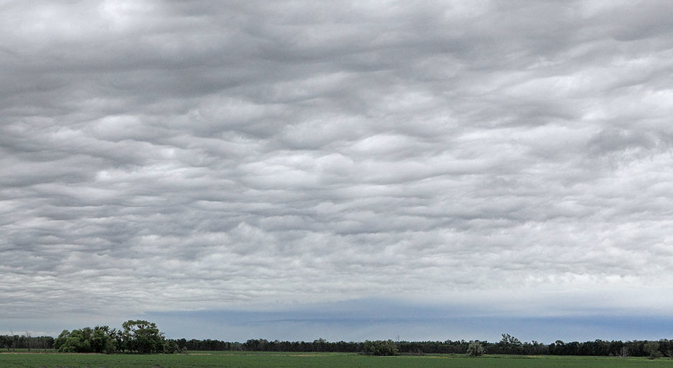 altostratus undulatus asperatus