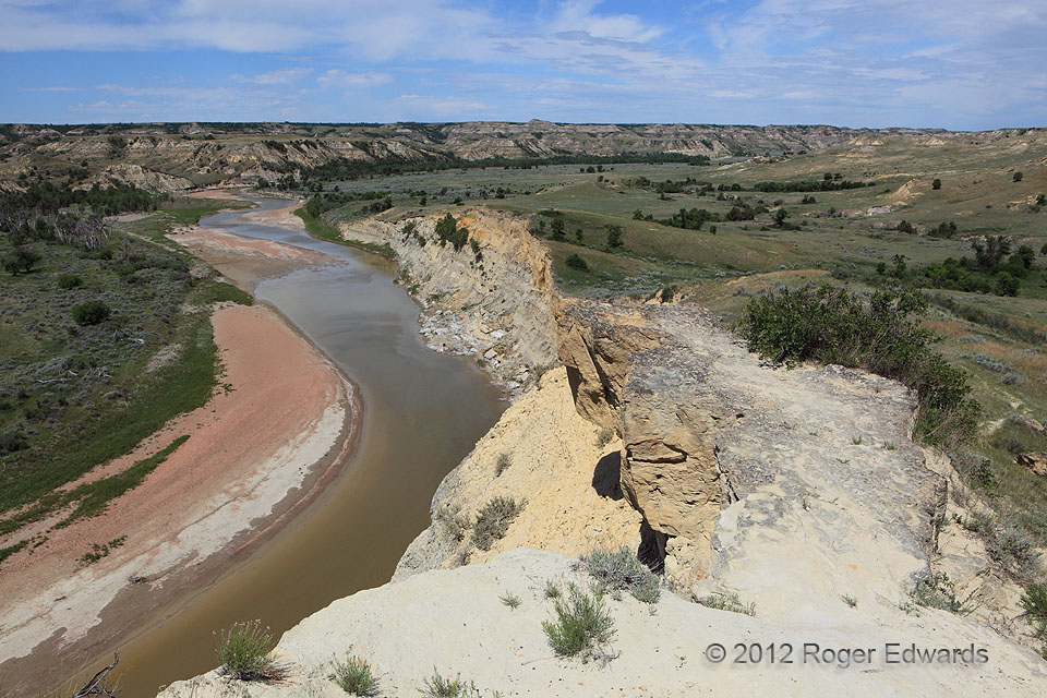 Draining Badlands (Little Missouri River, TRNP)
