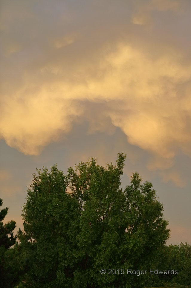 Sunset Personality 2: Eastern Mammatus Arch