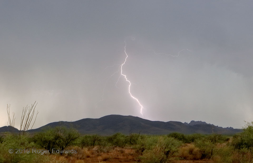 Rainy Jolt in the Borderlands (lightning)