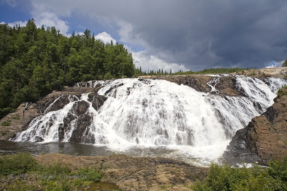 Magpie Falls (Ontario)