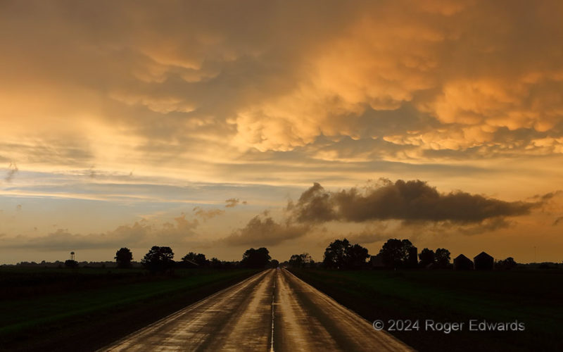 Mammatus over Missouri