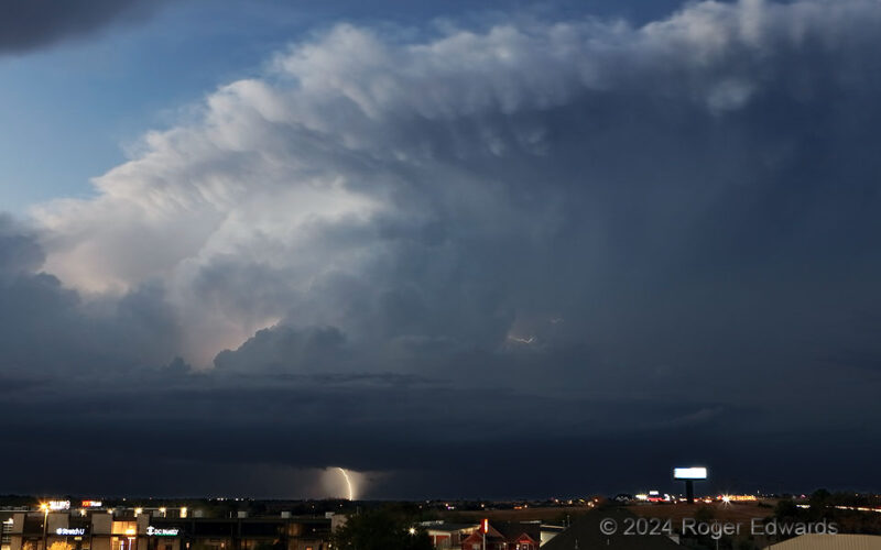 North City Supercell, Twilight