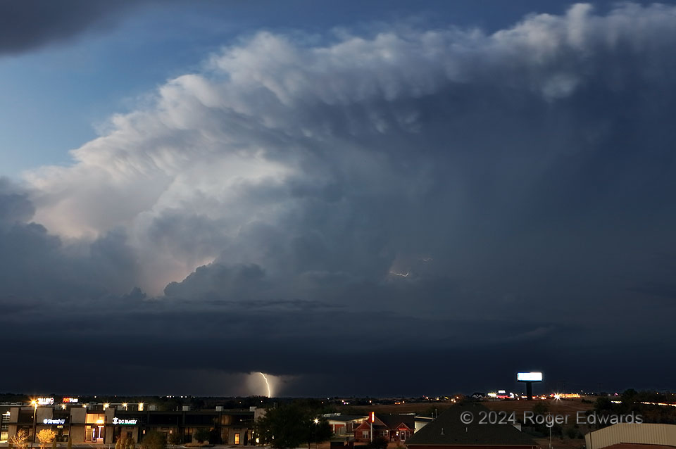 North City Supercell, Twilight