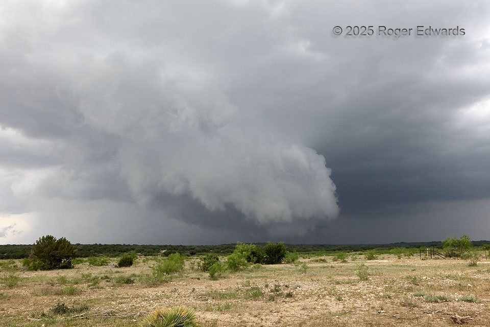 Organizing Edwards Plateau Mesocyclone